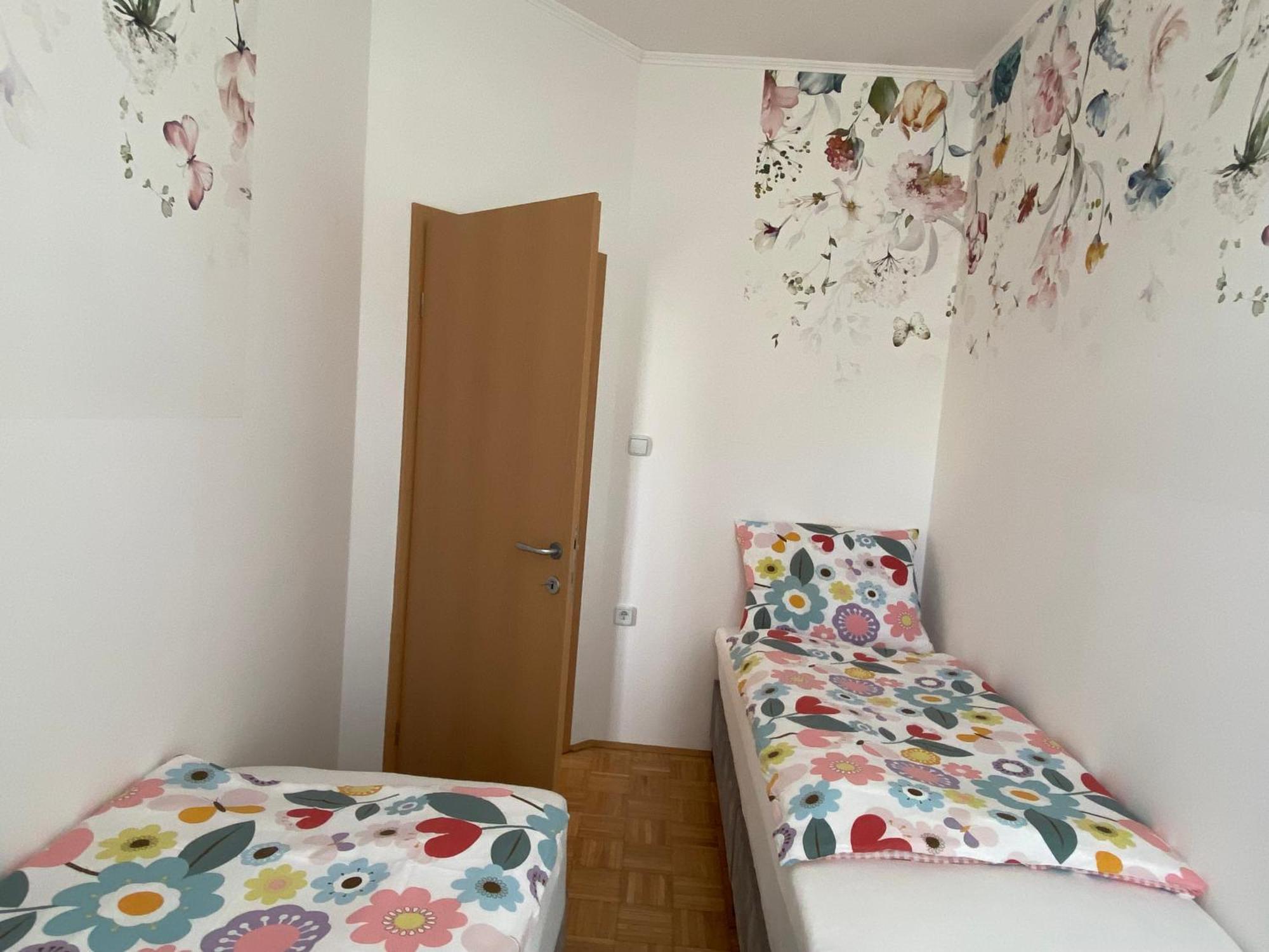 Apartma Rogatec Luaran gambar