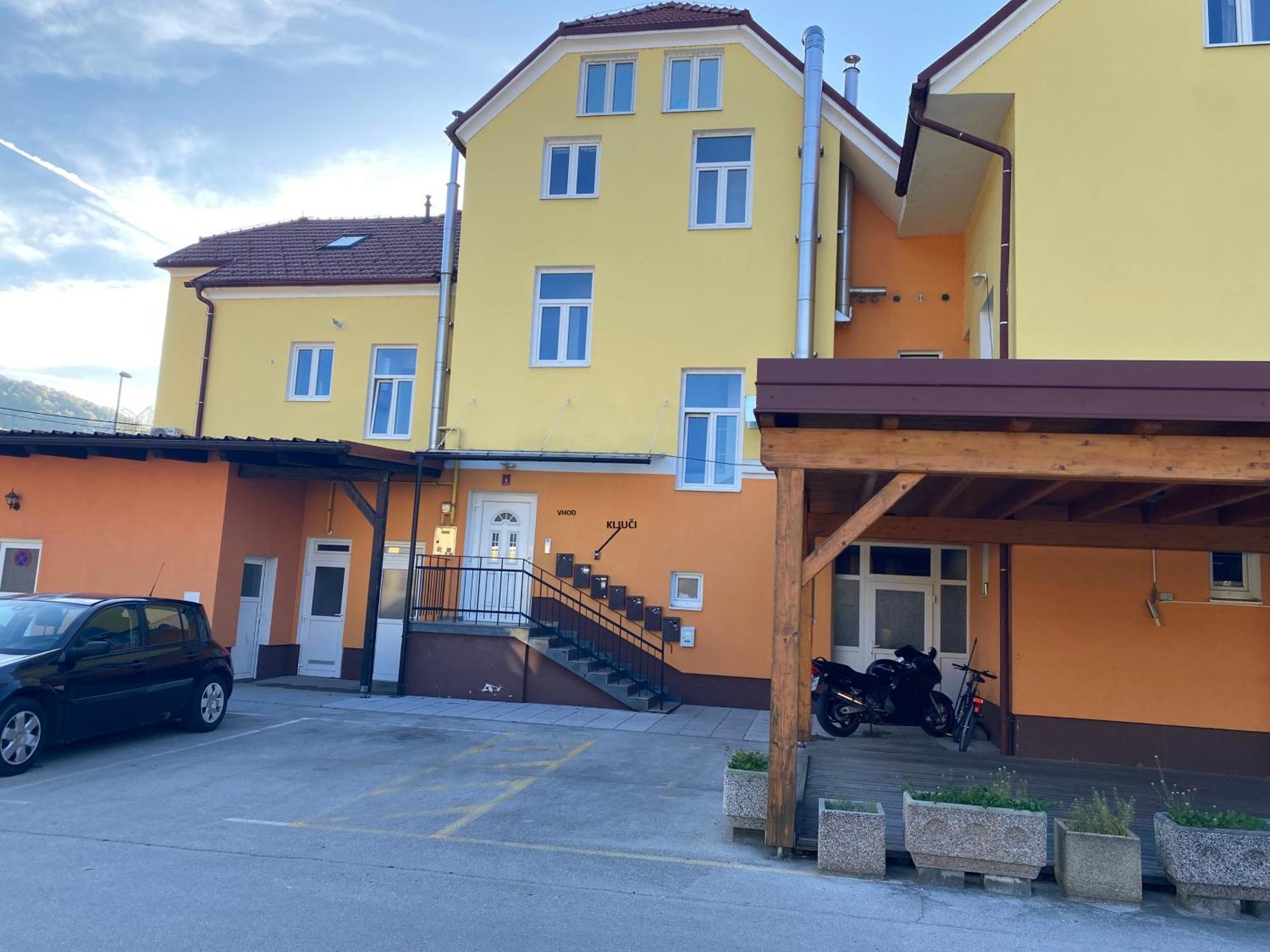 Apartma Rogatec Luaran gambar